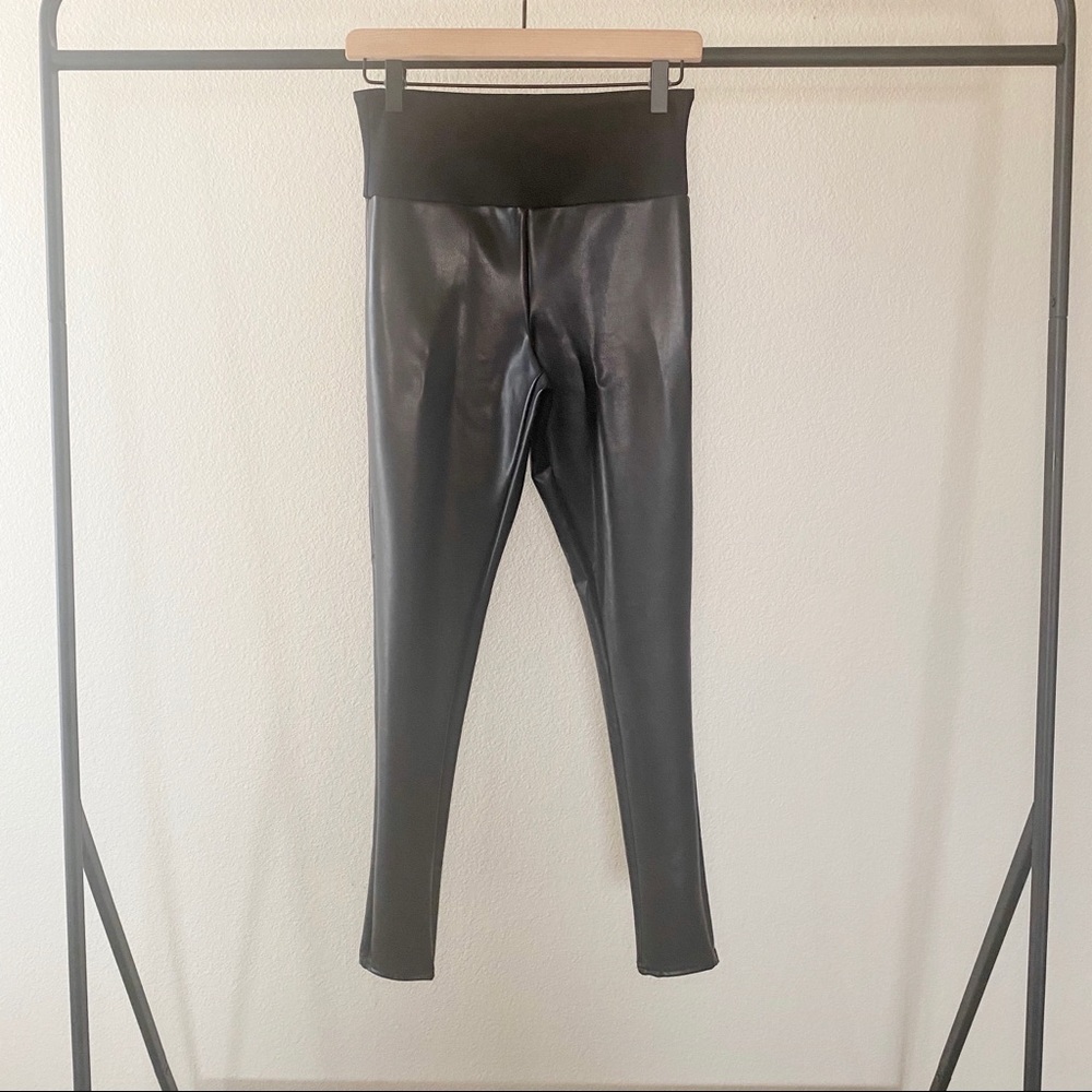 Assets by SPANX Faux Leather Leggings